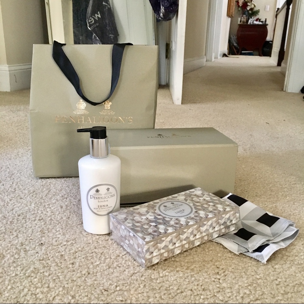 Pehaligon's Luna Lotion and Soap Gift Set